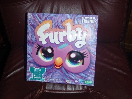 Furby Interactive Plush Toy Purple Be my best Friend? NEW IN BOX - Picture 1 of 3