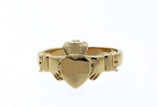 Claddagh Ring in 14K Yellow Gold Size 6