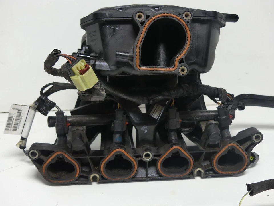 Jeep TJ Wrangler 2003-04 OEM 2,4 L colector de admisión con riel de combustible y arnés CC 69UD Foto 2 de 4