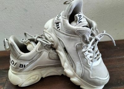 BUFFALO sneakers trainers with platform number 37 color white