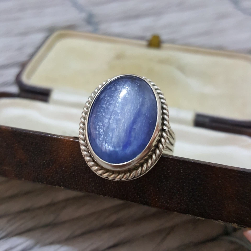 Anillo de plata de ley 925, anillo grande de cianita azul genuino, tamaño O.5 EE. UU. 7.5 Foto 3 de 4