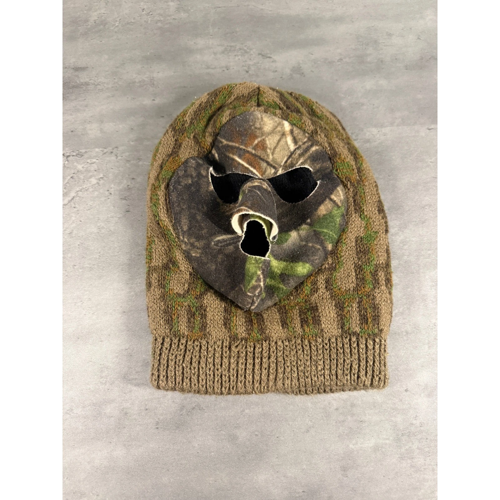 Vintage Camo Balaclava Mens OS Brown Knit Ski Mask Made in USA Tactical Gorpcore
Opens in a new wind