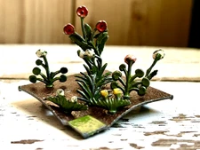 Vintage Britains Lead Garden Beds Borders w/Flowers Original England Johillco 01