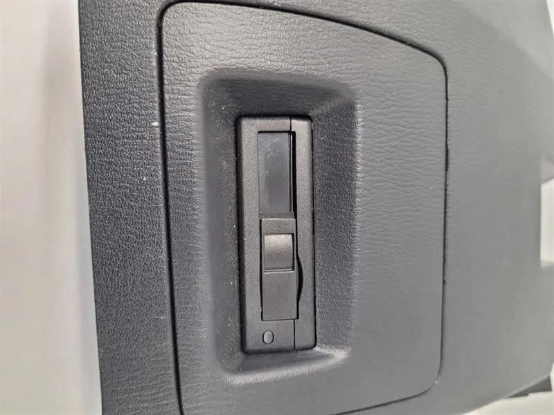 MAZDA MX5 2013-2016 IZQUIERDA IZQUIERDA IZQUIERDA DERECHA RODILLERA RIBETE NEGRO Foto 4 de 4