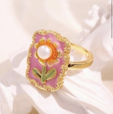 Vtg Style Light Pink Flower Ring Adjustable Gold Tone Enamel Faux Pearl Jewelry