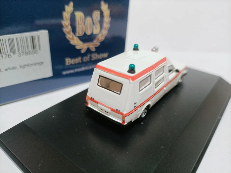 BOS 1:87 Volvo 265 Ambulance DDR White German Emergency Ambulance Model - Image 3 of 4