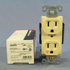 Cooper Ivory Isolated Ground Receptacle Duplex Outlet 5-15R 15A 125V IG5262V