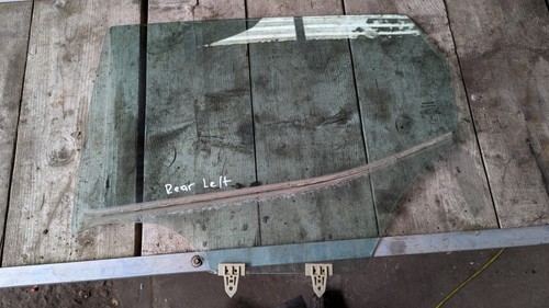 NISSAN QASHQAI 2015 J11 REAR LEFT PASSENGER WINDOW GLASS