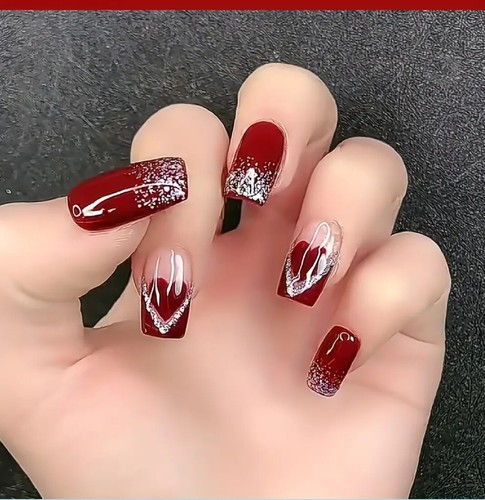 Valentinstag rot mit Herz & silbernen Glitzerakzenten glänzend mittel Press-On Nägel - Bild 5 von 7