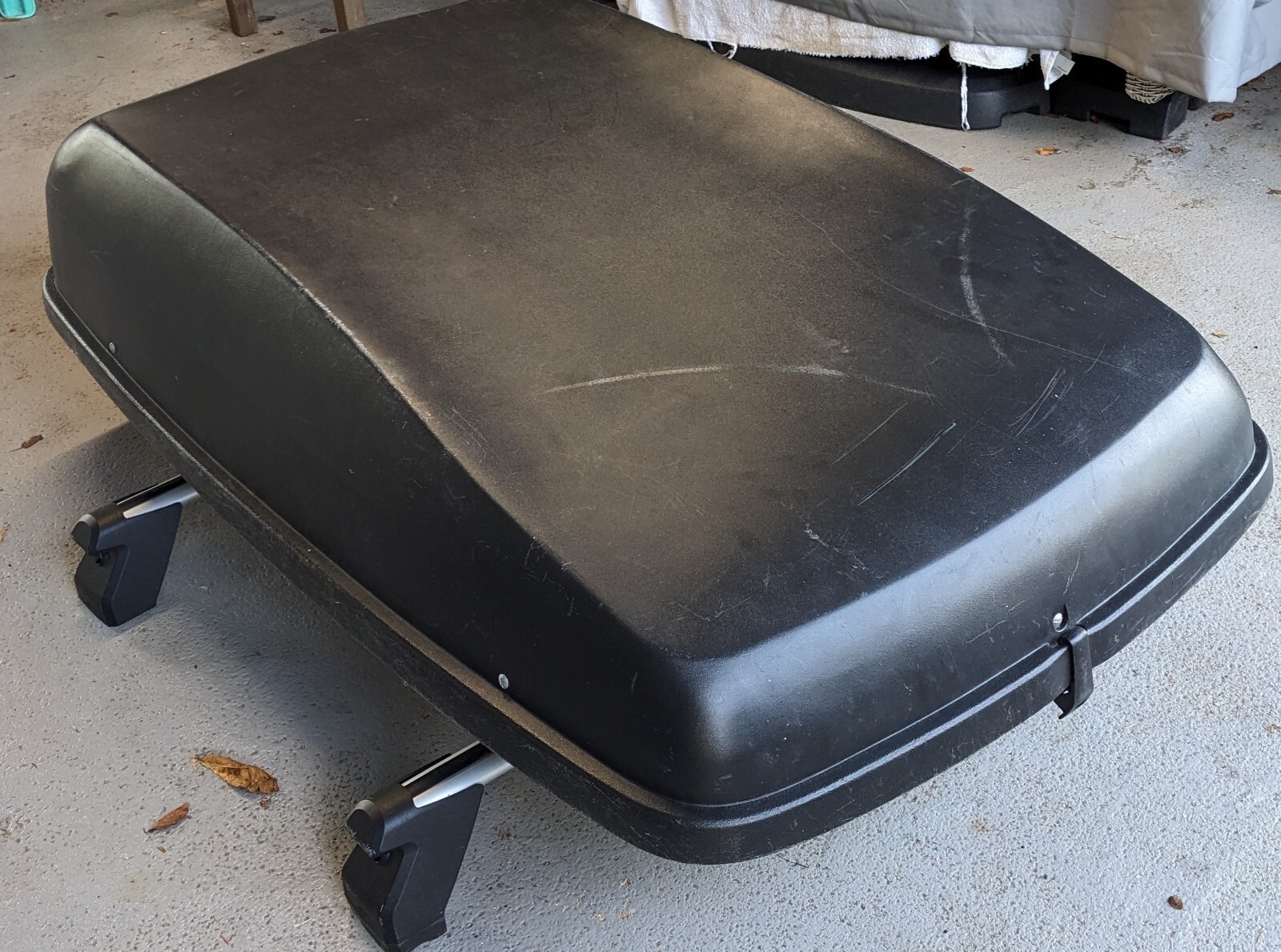 Halfords black car roof box collection only eBay