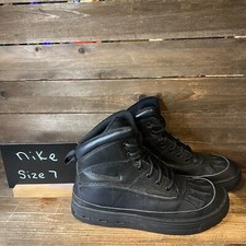 Kids Nike Woodside 2 High Triple Black GS Black Leather Boots Shoes Size 7 Y GUC