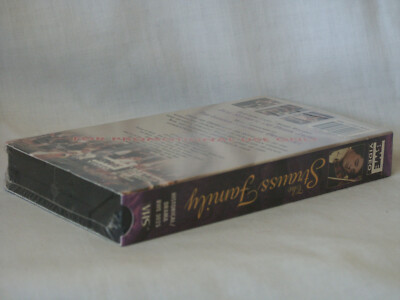 その他 Strauss Family [VHS] The Strauss Family VHS Waltz Musical Family 1998 New Sealed Promo