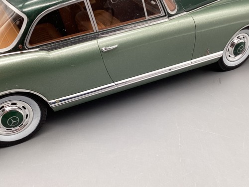 Modellini auto 1:18 BOS Models Mercedes 300B Pininfarina in confezione originale - Foto 7 di 11
