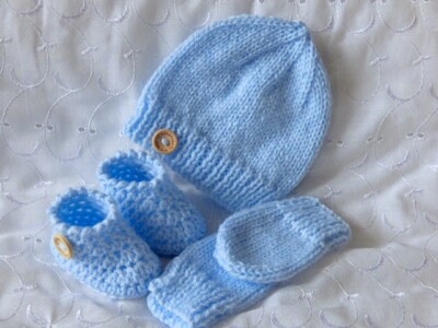 NEWBORN 0-3 MONTH BABY SKY BLUE HAND KNITTED CROCHET HAT SHOES