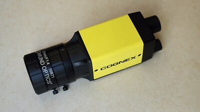 Cognex IS8402M-373-50 In-Sight Micro Sensor w/ Lense assembly