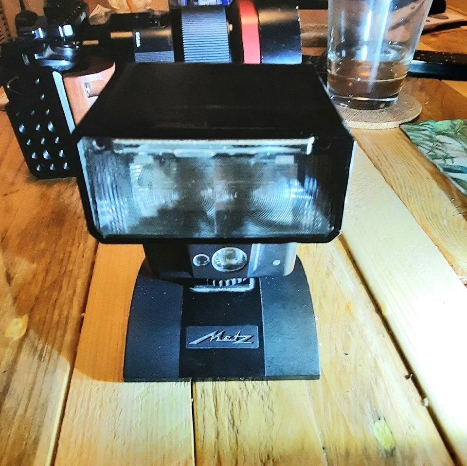 Metz Mecablitz M400 - Bild 3 von 4