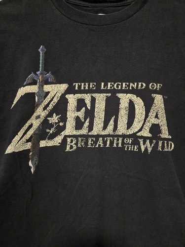 THE LEGEND OF ZELDA: BREATH OF THE WILD MENS GRAY MEDIUM TSHIRT, NINTENDO, LINK, - Picture 2 of 4