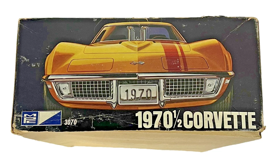 Vintage MPC 1970 1/2  Chevy Corvette 1:20 Scale Plastic Model Car Kit - Image 3 of 4