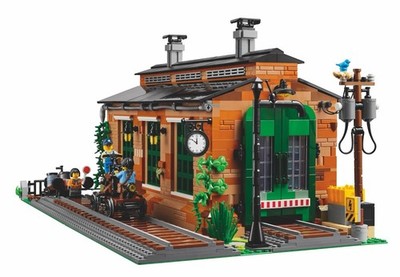 LEGO BrickLink 910033 Lokschuppen Zug Depot NEU OVP