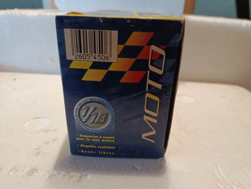 MOTO HONDA GOLD WING 2002 Noir MOTOR MAX 1:18 Dans sa boite d'origine. - Photo 3/4