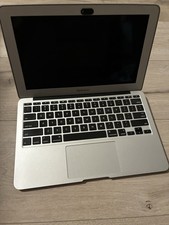 Apple MacBook Air 11 in 2015 Silver, Intel Core I5 1.60 GHz, 128GB