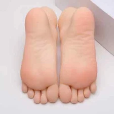 18cm Child Girl's Foot Model Lifelike Simulation Fake Nail Practice Feet Display