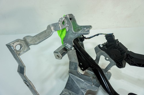 17-19 Audi A4 Premium Plus OEM Soporte de Pedal Soporte Pedales de Freno/Gas 5071 - Imagen 22 de 23