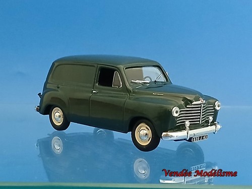 Voiture de collection, Renault Colorale 1951 - Norev/Hachette 1/43