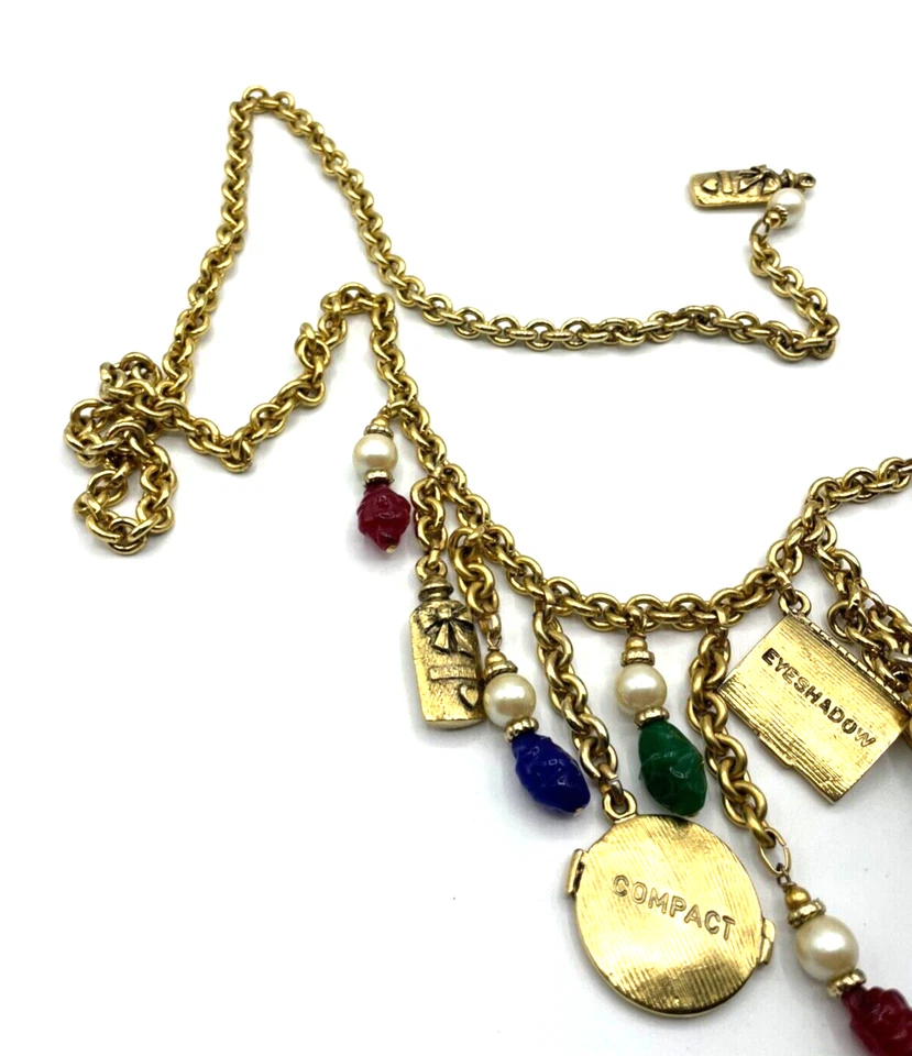 Prächtiger sehr gepflegter Moschino Kettengürtel vergoldet Gürtel mit Anhängern - Bild 4 von 4