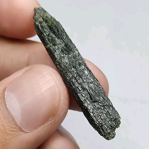 600gms Of Aesthetic Epidote Crystals Lot From Skardu, GB, Pakistan. - Picture 17 of 24