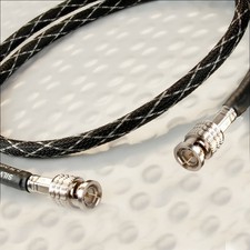 Cable de audio digital DH Labs Silver Sonic D-750 0,5 metros BNC a BNC