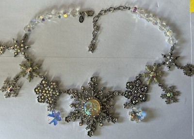 Kirks Folly Seaview Moon Winter Wonderland Snowflake Necklace Christmas Snow