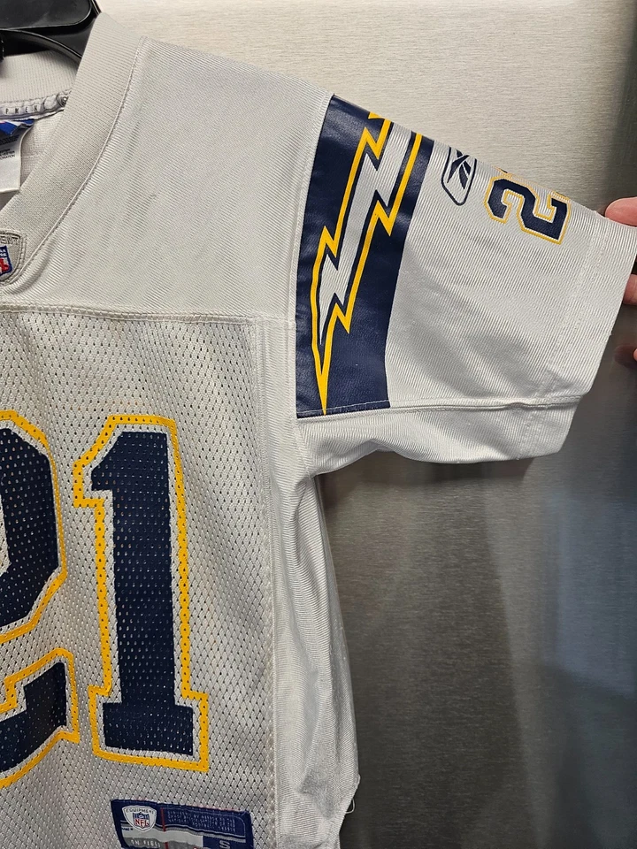 Camiseta deportiva juvenil pequeña Onfield Reebok de los San Diego Chargers #21 Ladainian Tomlinson NFL Foto 3 de 4