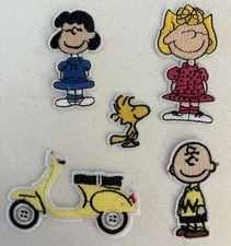 ( Set Of  5) PEANUTS SNOOPY- Embroidered Iron On Or Sew On Patch