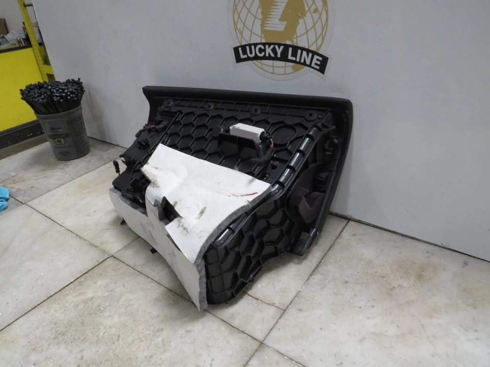 CAIXA DE LUVAS 14 15 16 BMW 428I - Imagem 3 de 4