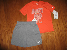 Nike 2 Piece T-Shirt  Shorts Outfit Set Boys Size 6/ 7 NWT