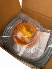 Nos Whelen Par36esa 1197-a1c Amber Par36 Strobe Warning Light W Cable Oem Nos Whelen Par36esa 1197-a1c Amber Par36 Strobe Warning Light W Cable Oem
