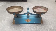 Ancienne BALANCE ROBERVAL JOUET 1KG Vintage Dinette Deco Design
