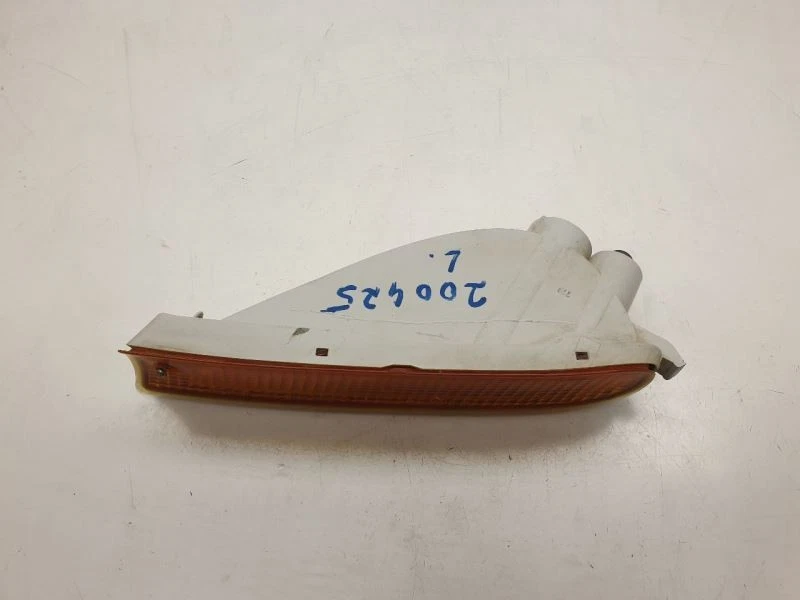 Luz de estacionamiento/esquina del conductor lámpara de giro compatible con 96-97 RAV4 81520-42020 Foto 3 de 4