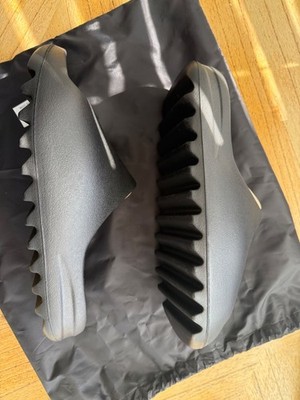 Yeezy Men's YS-01 Lightweight EVA Foam Casual Slides JL3 Black