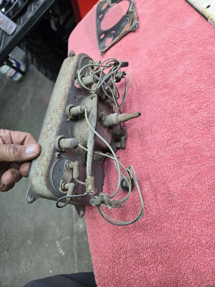 Cuadro de instrumentos calibre camioneta Ford F-100 F-250 F-350 F100 1958 1959 1960 1957 Foto 4 de 4