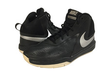 Nike Team Hustle D7 Boys Basketball 747998-001 Black/GY Athletic Shoe Size 6.5 Y