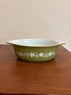 Vintage Pyrex 043 Spring Blossom Crazy Daisy Avocado 1.5 Qt oval baker. No Lid