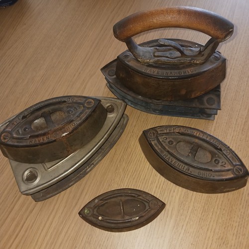 Antique A.C. Williams Sad Iron 7 Piece Set Moveable Handle 4 Irons 2 Bases