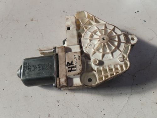 Fensterhebermotor rechts hinten 8K0959812A VW TOUAREG (7LA, 7L6, 7L7) 3.0 V6 TDI