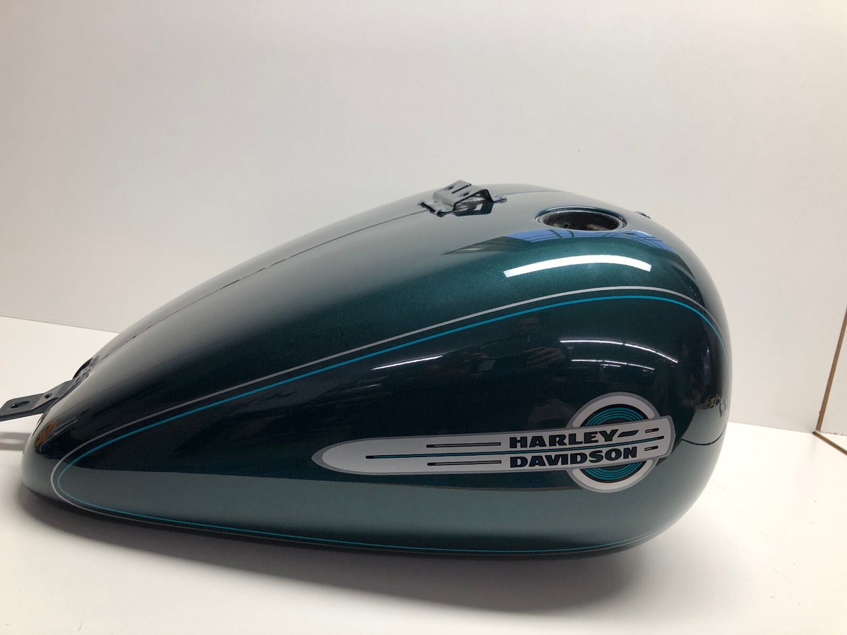 Genuine Harley Davidson Motorcycle Original Gas Tank P/N