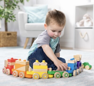 NEW  Melissa & Doug Deluxe Wooden Stacking Train, 6 Cars, 19 Blocks, 2 Vehicles