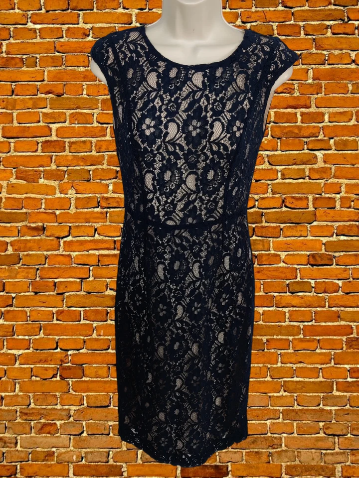 WOMENS FRENCH CONNECTION LACE SHEATH DRESS SIZE UK 10 NAVY BLUE KNEE MIDI LENGTH - image 2 of 4