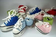 Scarpette Neonato Fatte a Mano Uncinetto su ORDINAZIONE. Diverse Misure e Colori