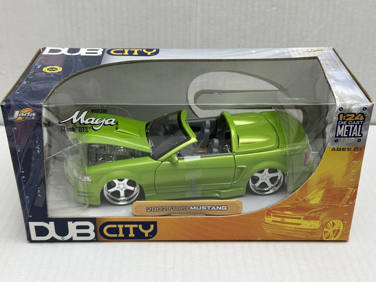 JADA DUB 2002 FORD MUSTANG CONVERTIBLE GREEN 1:24 DIECAST